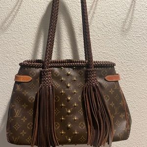 Authentic Louis Vuitton Vintage BoHo bag “Megan”